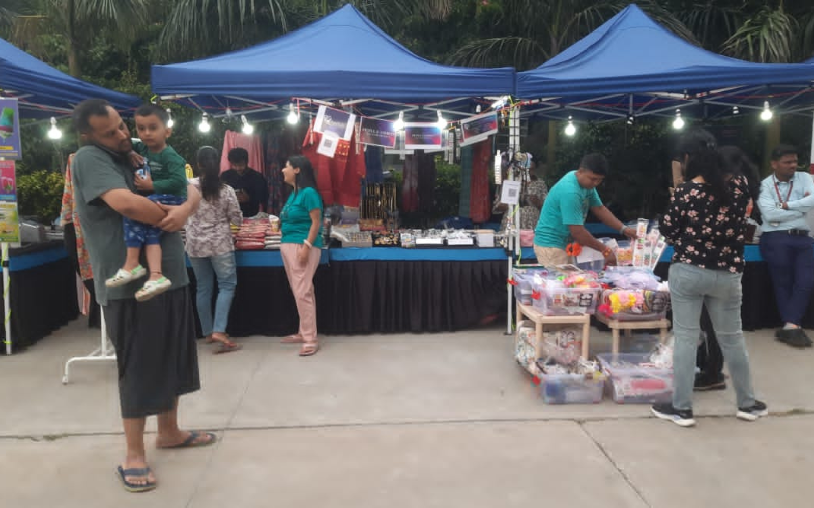Flea Market Event Organizers